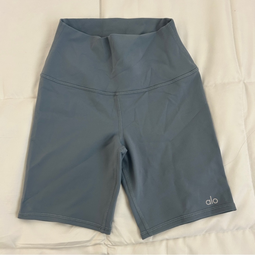 Alo. Biker shorts in XS